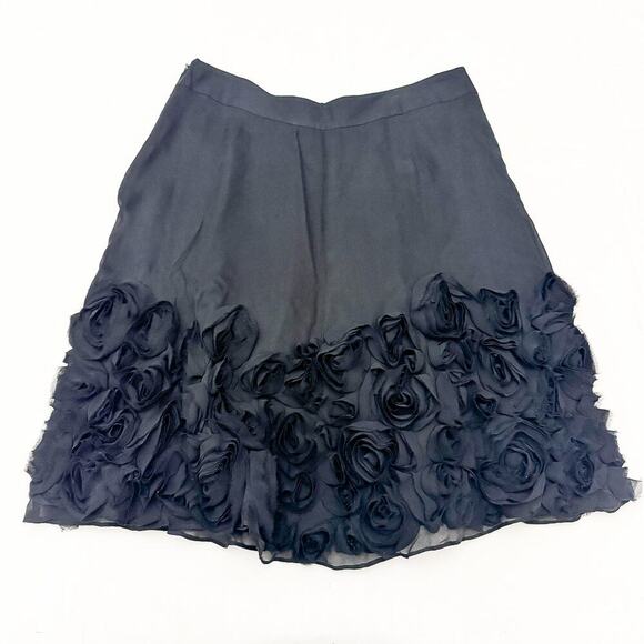 Talbots Petite Silk Black Flower Adorned Pencil Skirt Size 10 - Picture 2 of 6